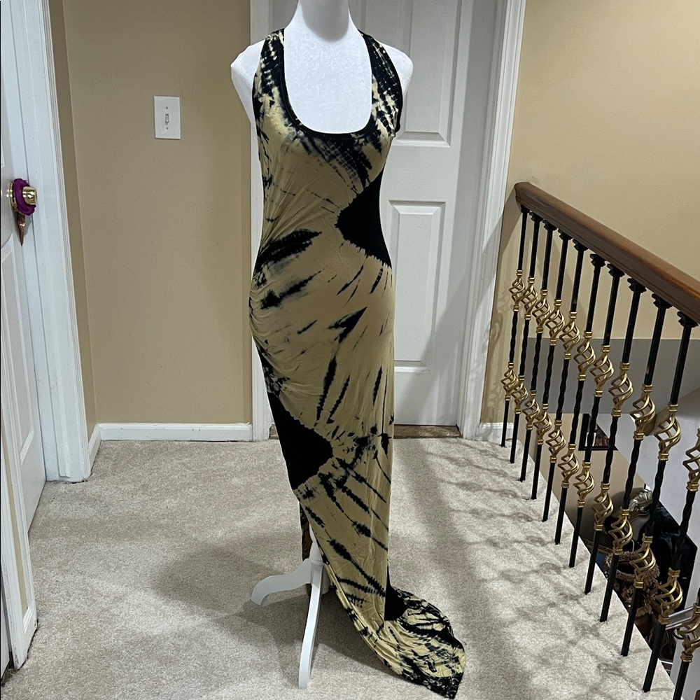 Felicity & Coco Black and Tan Maxi Dress